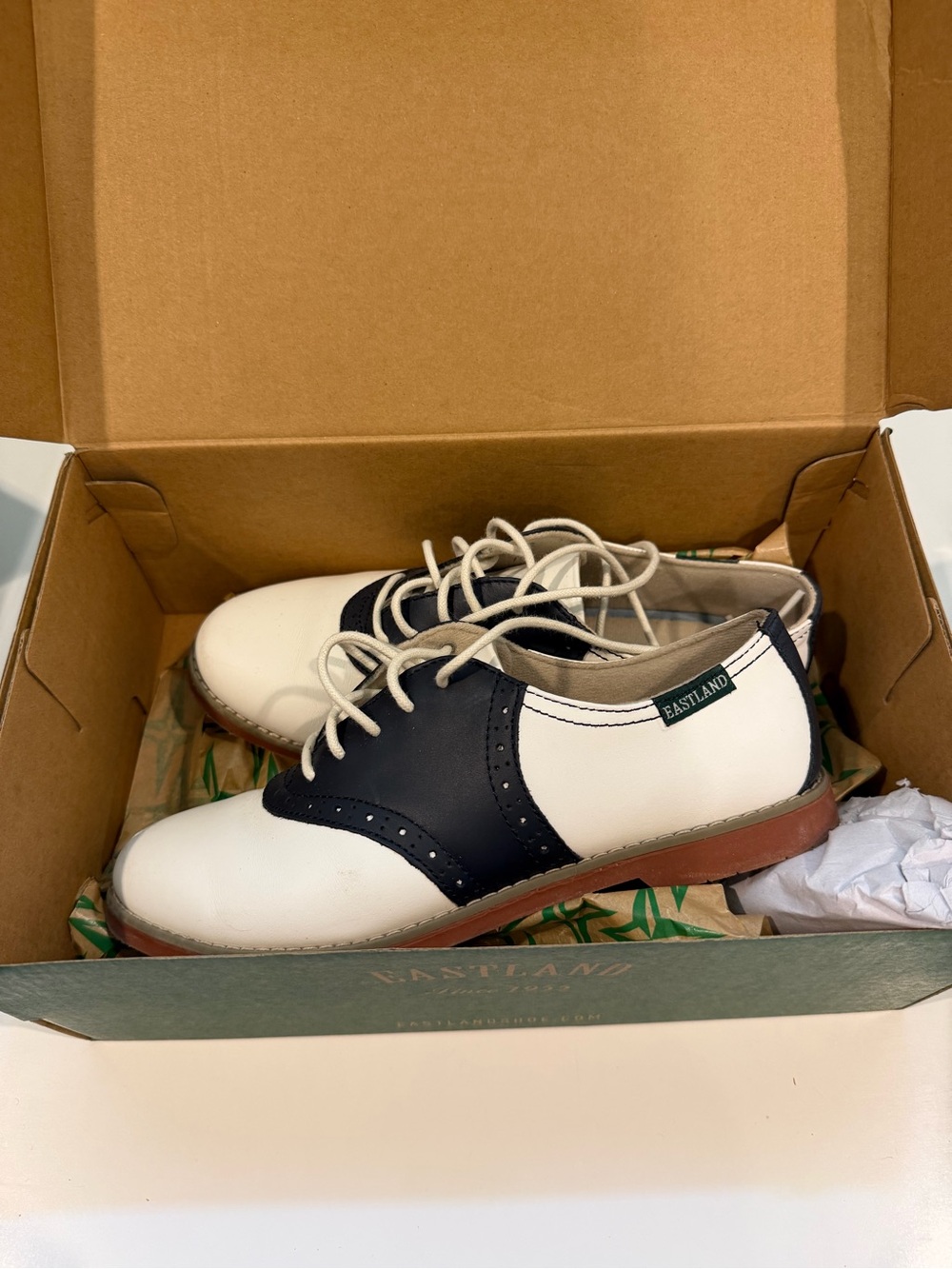 Eastland Saddle Oxford Shoes in White and Black